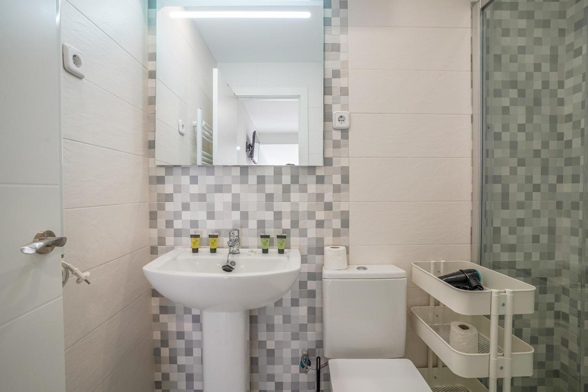 Modern Duplex-2Bedrooms 1.5Baths-Delicias Madrid Exterior foto